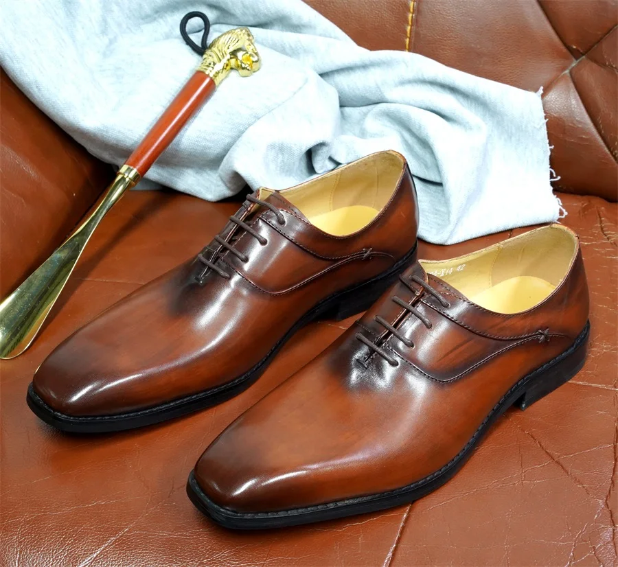 Italian Luxury Men's Shoes Oxford Formal Glossy Lace-up Handmade Shoes Office Banquet Elegant Man Dress Shoes