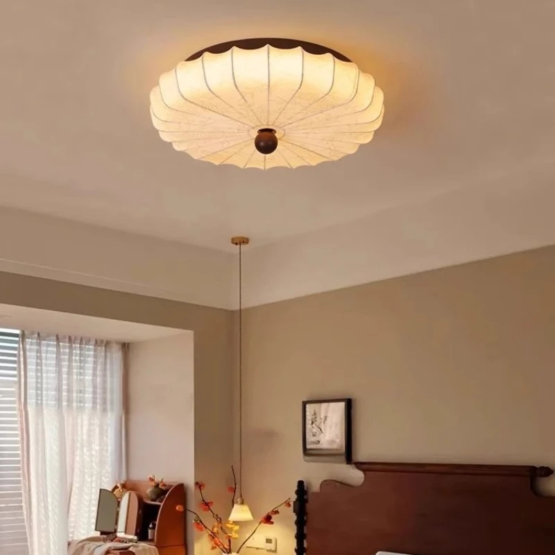 

Vintage wood art bedroom ceiling light French medieval fabric restaurant light atmosphere Japanese wabi-sabi room light