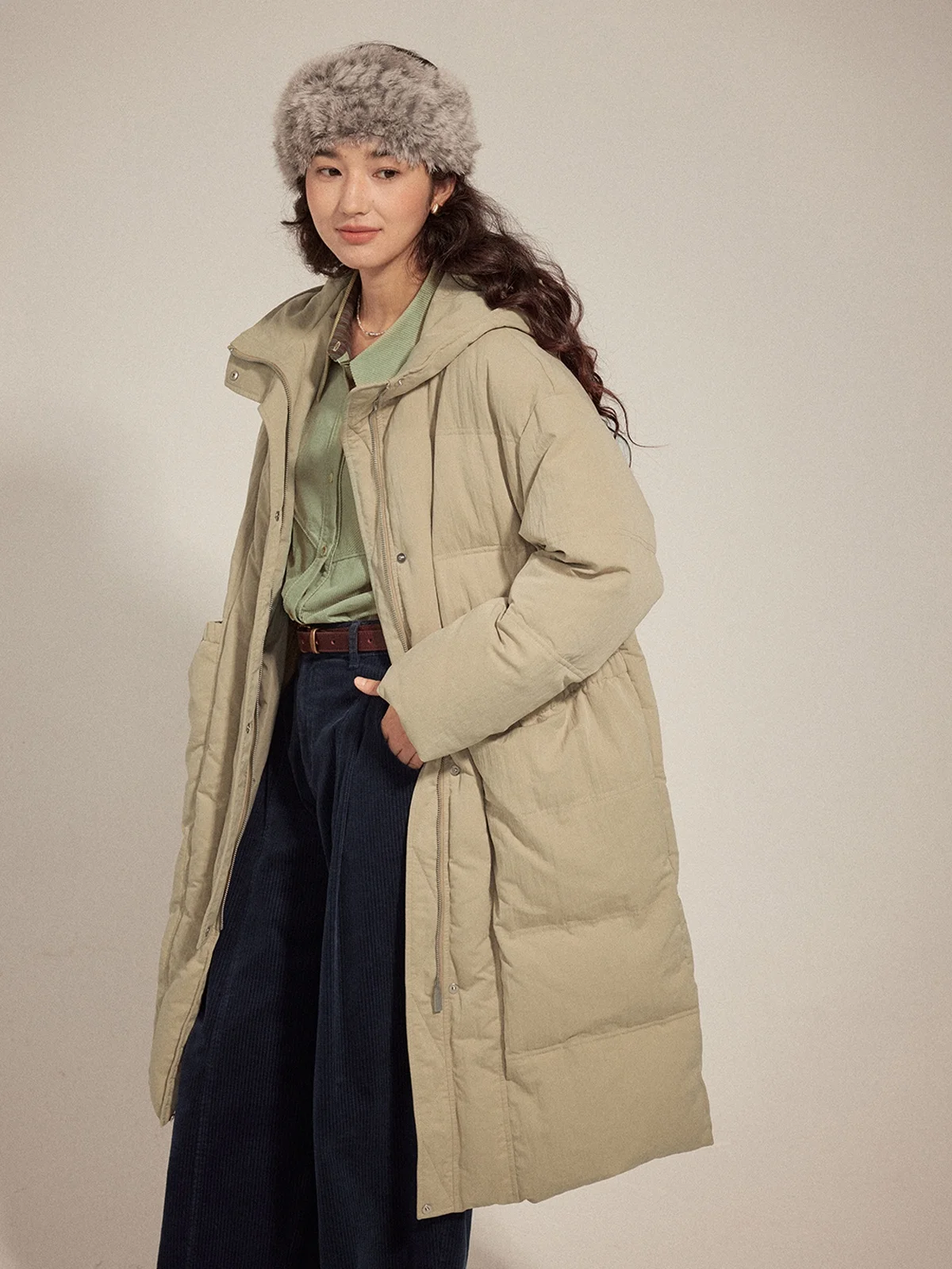 

Женская удлиненная пуховая куртка Solighter с капюшоном, теплая зимняя верхняя одежда, винтажный прямой крой, застежка-молния