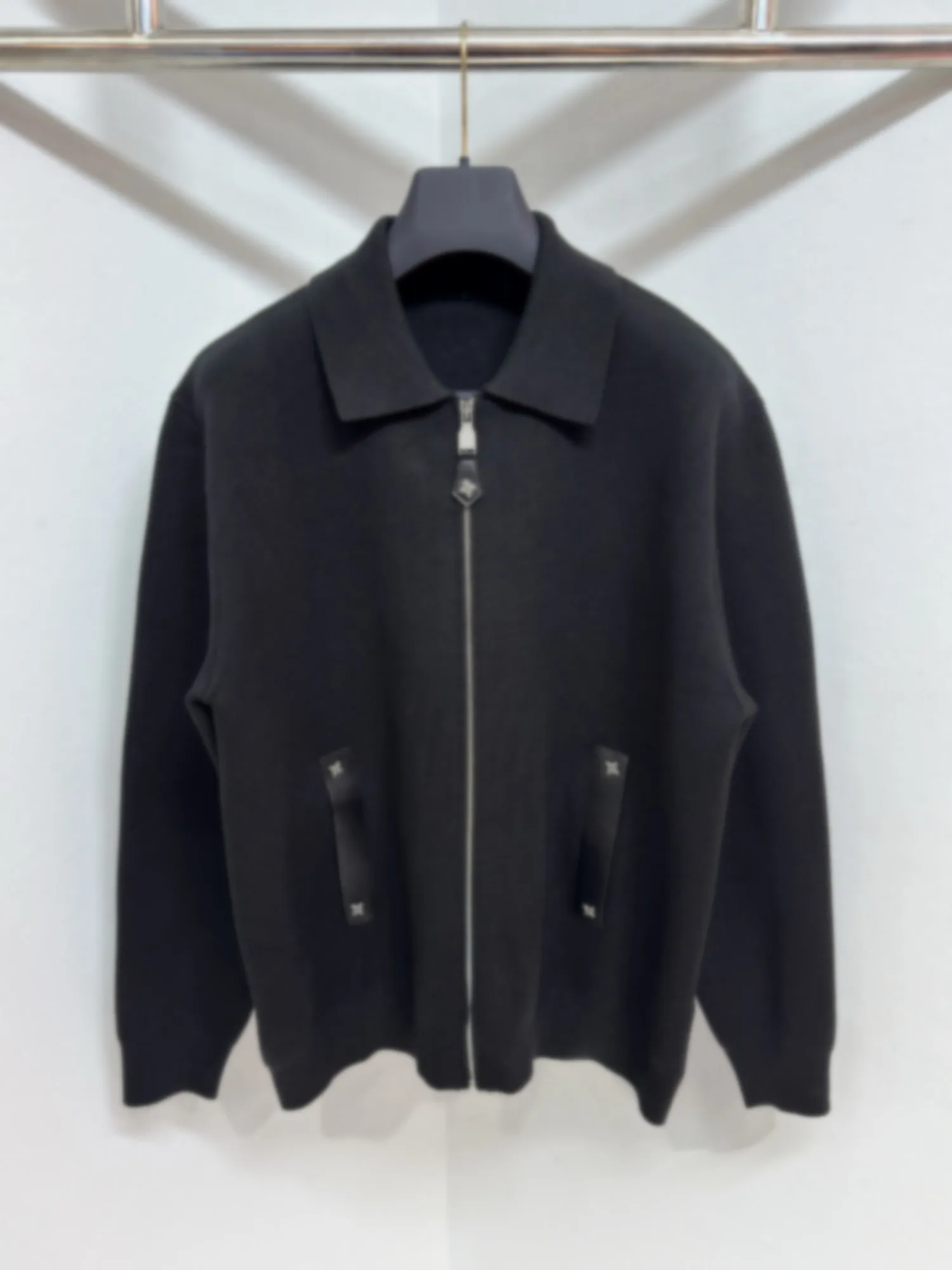 Lambs Wool Knitted Jaet Loose Long Sve Faionable Tassel Splicing Design for Men And Women Autumn Winter New Sle