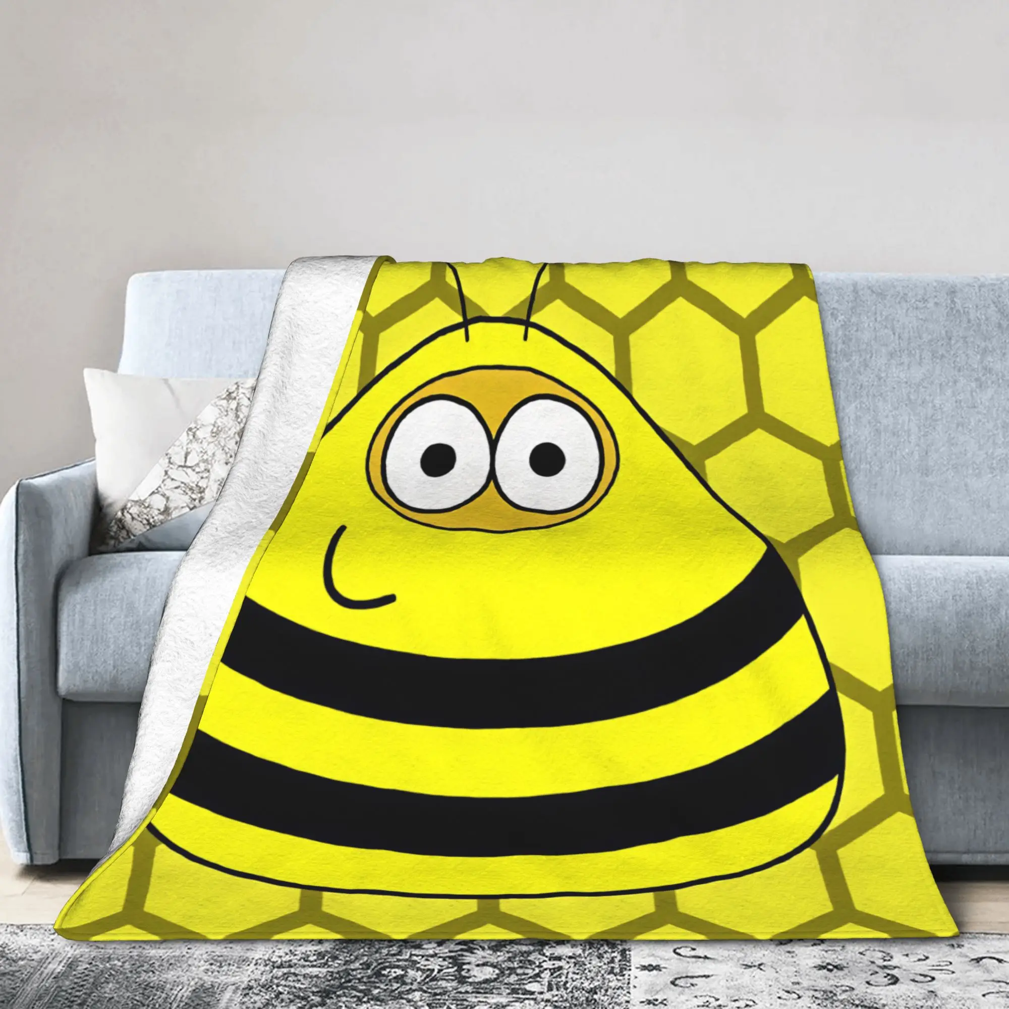 Pet Alien Pou Animated Television Blanket Quality Warm Comfy  Throw Blanket Winter Travel Car Outdoor Funny Bedspread