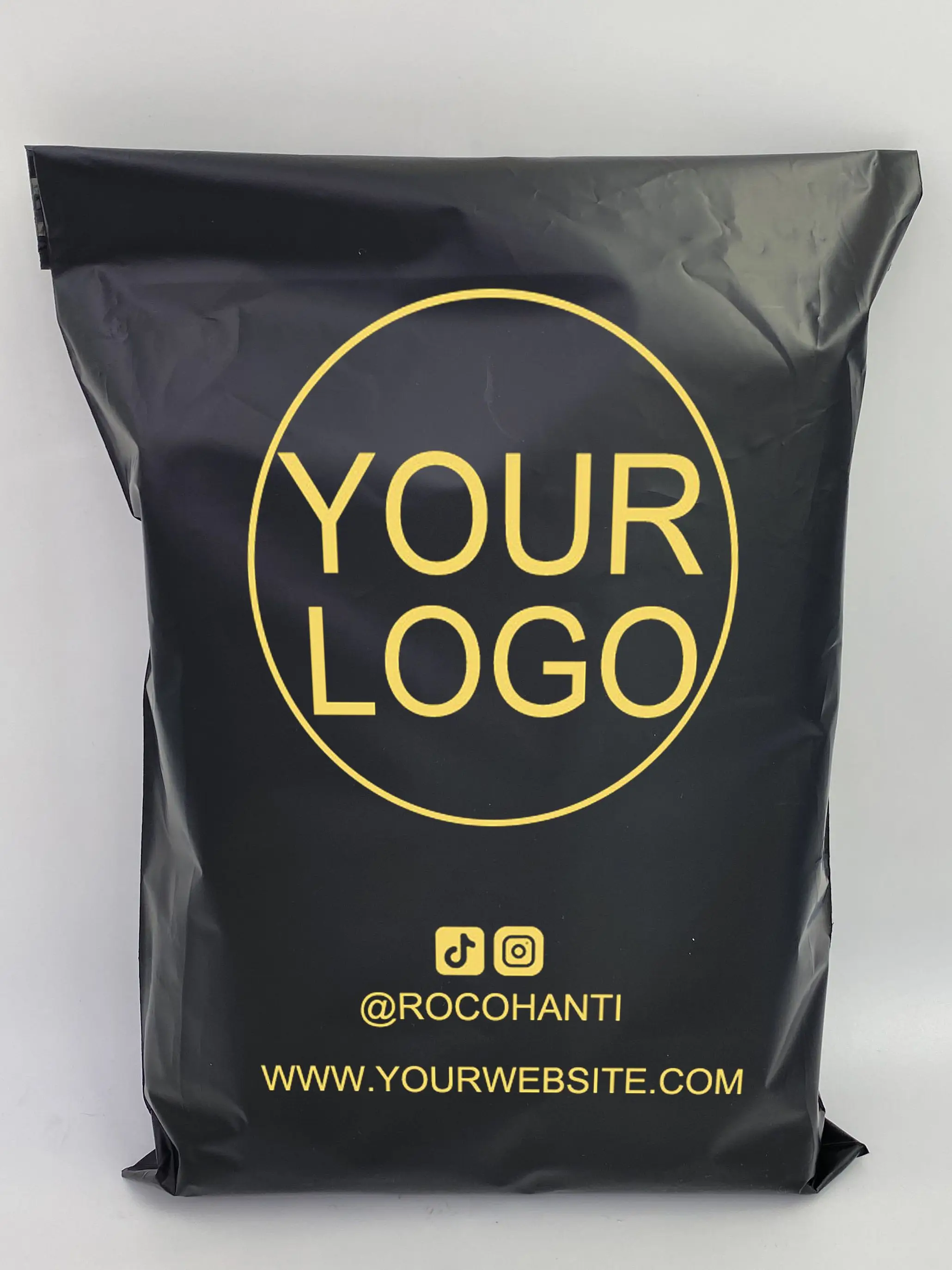 100pcs Custom Printed Matte Finish Black Shipping Bags With Logo Plastic Mail Poly Mailers Gift Package Mailing Bags for Clothes