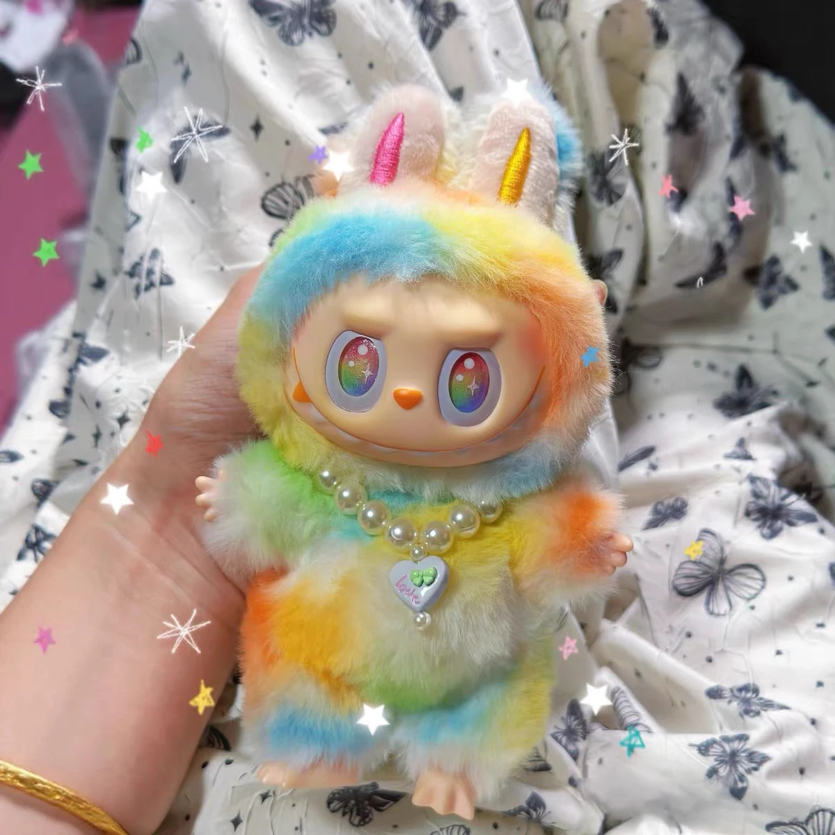 Labubu ropa de bebé labubu vinilo colgante muñeca ropa 17cmV1V2V3 ropa de piel de arco iris regalo de Navidad y halloween