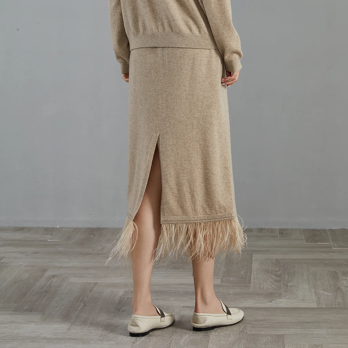 BC758 High quality luxury women\'s  100% cashmere ostrich feather tassel trimmed midi skirt