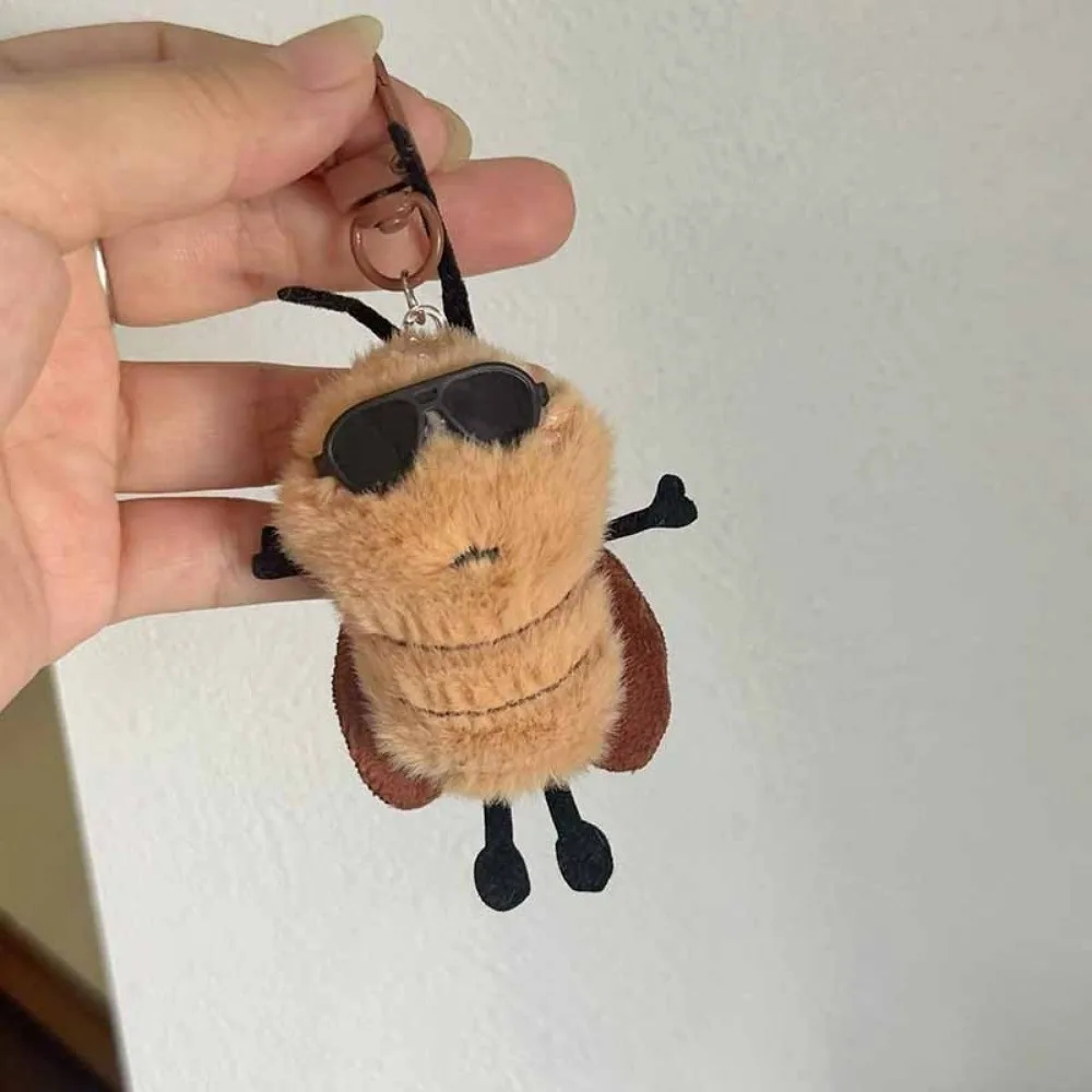 أفخم الصرصور المفاتيح الكرتون محشوة الحيوان على ظهره قلادة مفتاح السيارة حامل محشوة دمية كيرينغ متعة هدية الملحقات