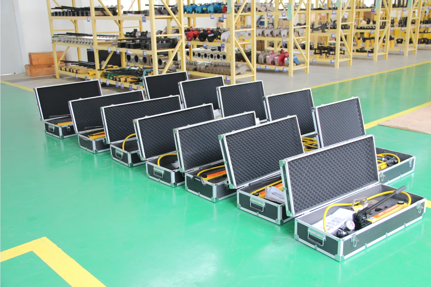 FSM-8 Mechanischer synchroner hydraulischer Flanschtrenner