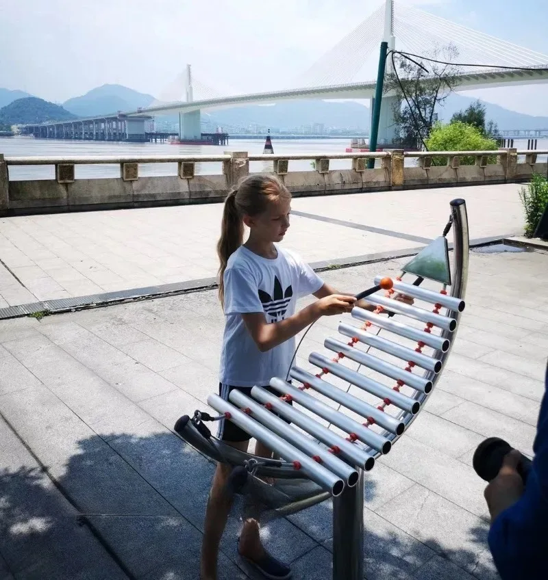 Percussion instruments: outdoor percussion music, percussion board, new amusement equipment, microphone