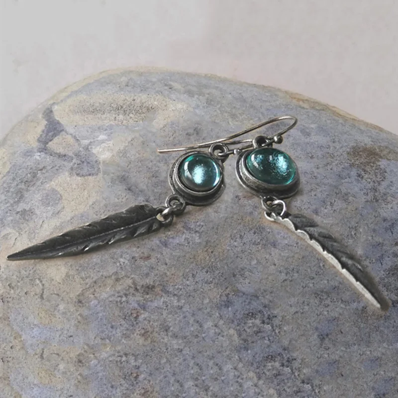 Vintage Fashion Blue Gemstone Geometric Pendant Earrings 2023 New Dual Color Circular Pendant Women\'s Earrings