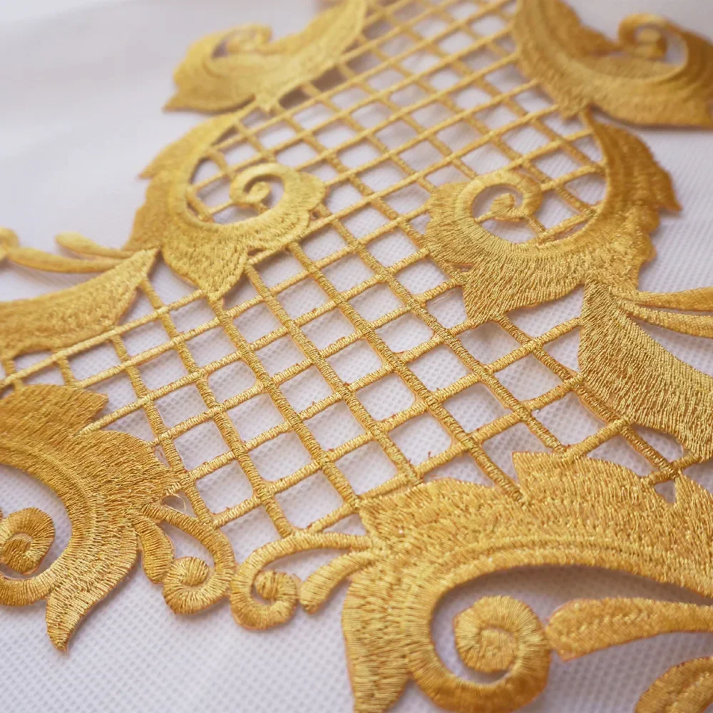 Large Retro Gold Embroidery Baroque Grid Flower Noble Applique Sew Iron Patch Wedding Bridal Gown Party Dress Clothes DIY Crafts