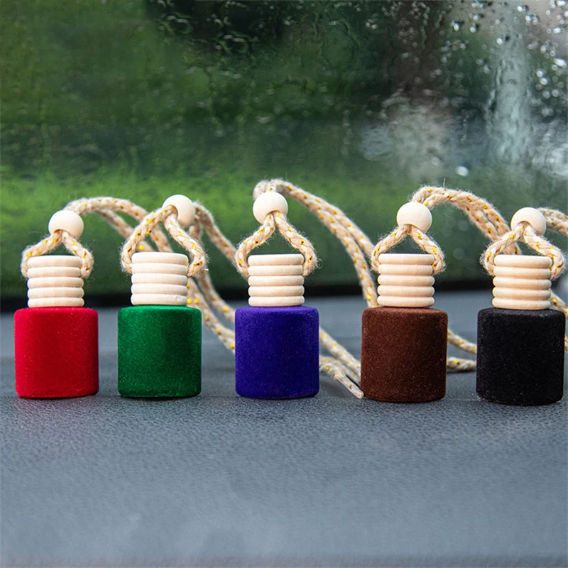 

1Pc Five Line Lid Rhombus Plush Cylinder Mini Glass Empties Bottle Car Essential Oil Diffuser Scent Perfume Bottle Ornament