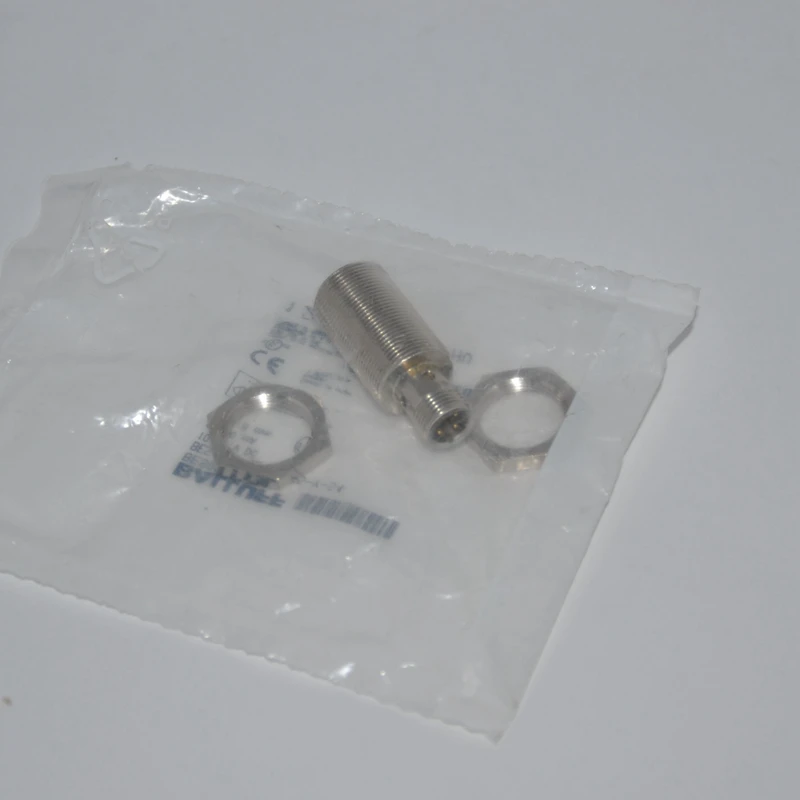 BES 516-326-S4-C PNP NO Proximity Switch Sensor  New High-Quality