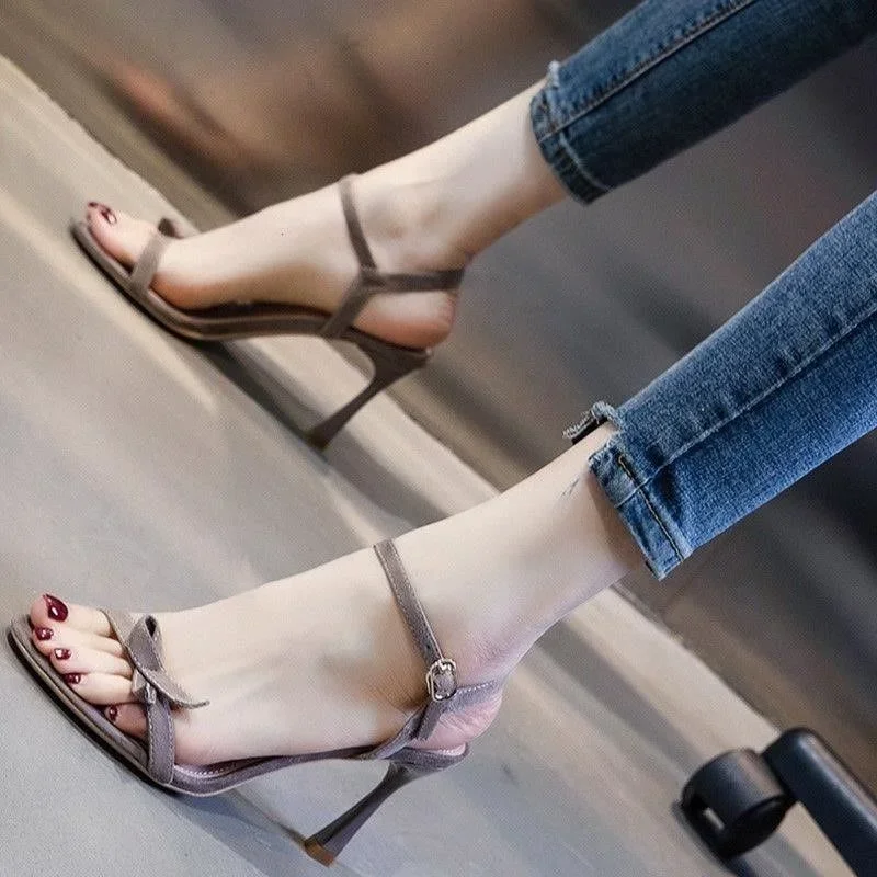 Sexy Summer 2024 Thin Heels Outdoor Ladies Shoes Sandals for Women Footwear Trend New Breathable Fashion Korea Designer Shoe F H