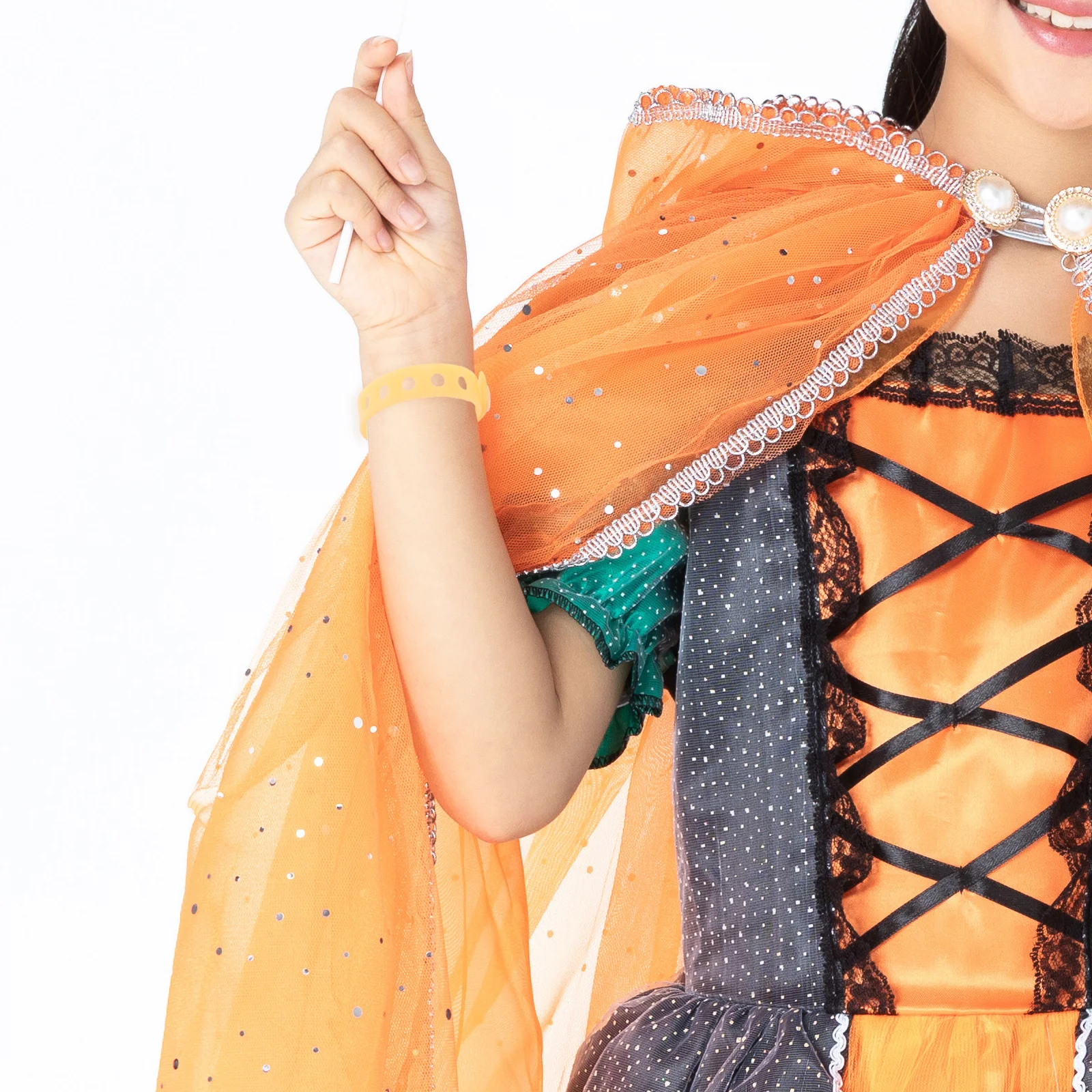 10 قطعة يتوهج في الظلام أساور مضيئة الأساور لحفلات الهذيان النوادي الليلية احتفالات عيد ميلاد سوار مضيئة