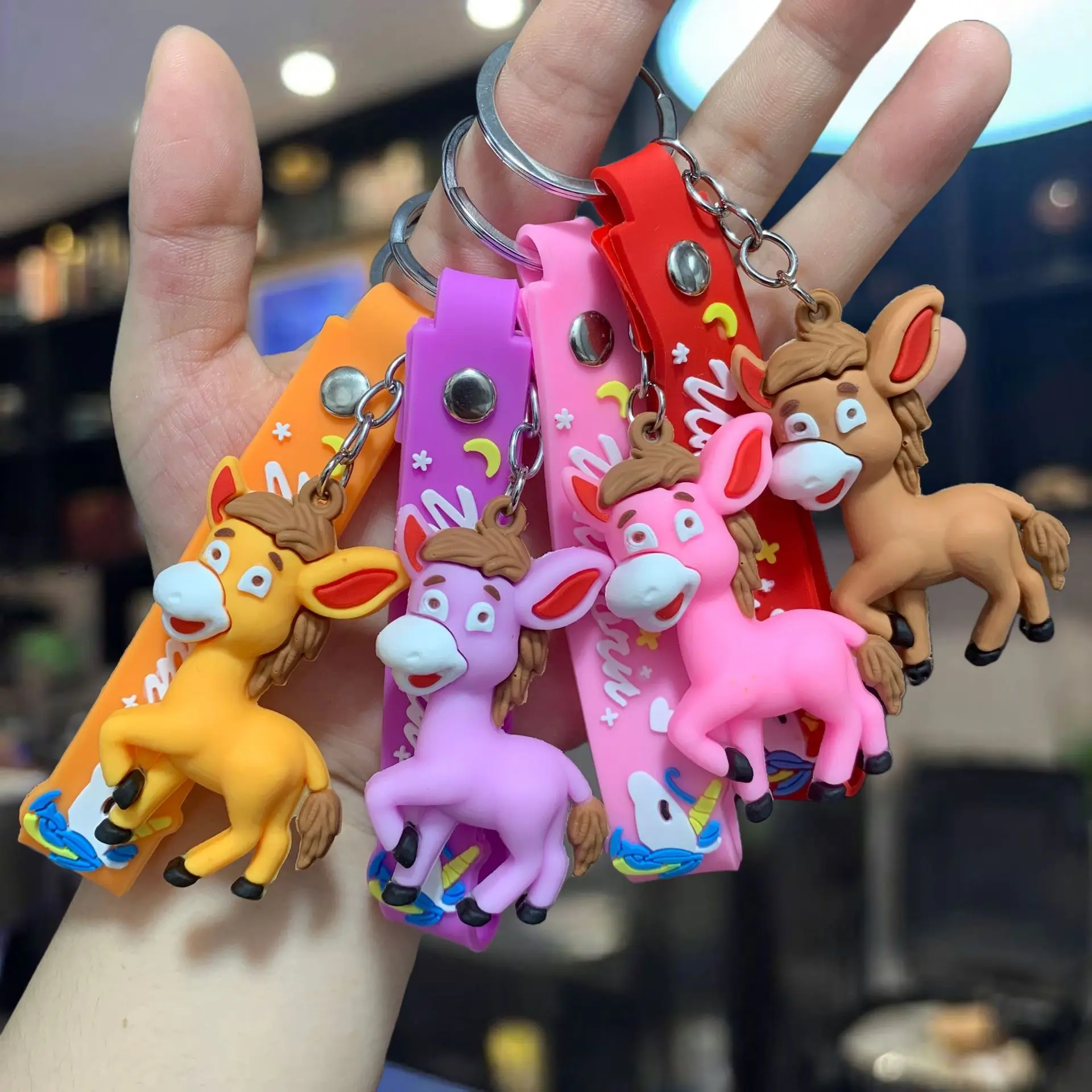 4 قطعة السنة الجديدة 2026 الحصان المفاتيح اللعب Kawaii أنيمي Diy بها بنفسك حقيبة الظهر قلادة الاطفال هدايا عيد الميلاد