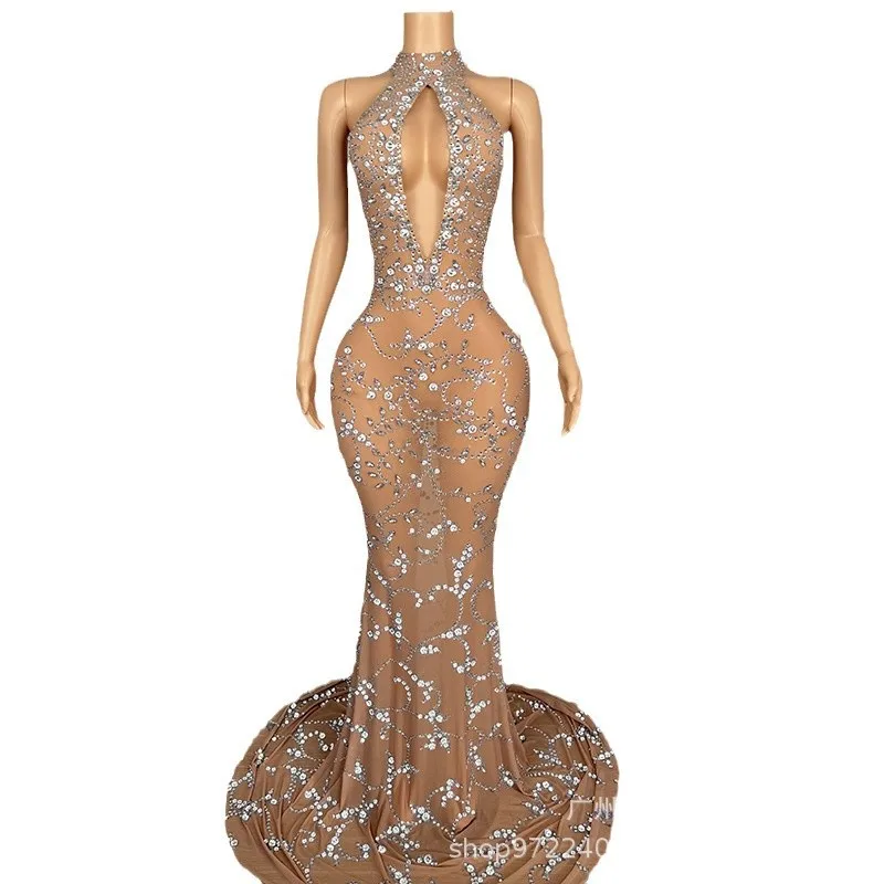 Glam Neck Luxury Silver Diamond Trailing Dress Adult Model Catwalk Trendy Clothing Annual Meeting Host Dress Luxury Prom Dresses