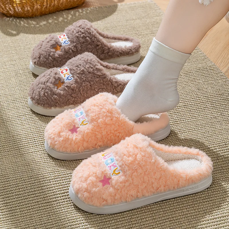 

Wholesale Winter Warm Cotton Slippers Living Room Bedroom Slippers Women Fashion Comfort House Slides Casual Slippers For Women