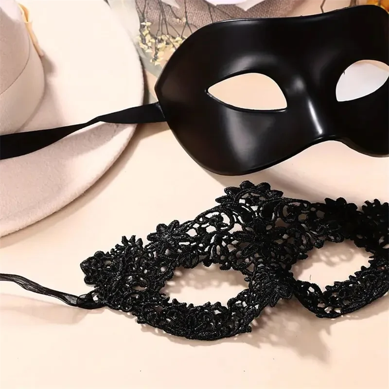 Hommes femmes mascarade bal Sexy noir masques pour les yeux Couple vénitien Cosplay accessoires Halloween carnaval fête coiffure demi-masques