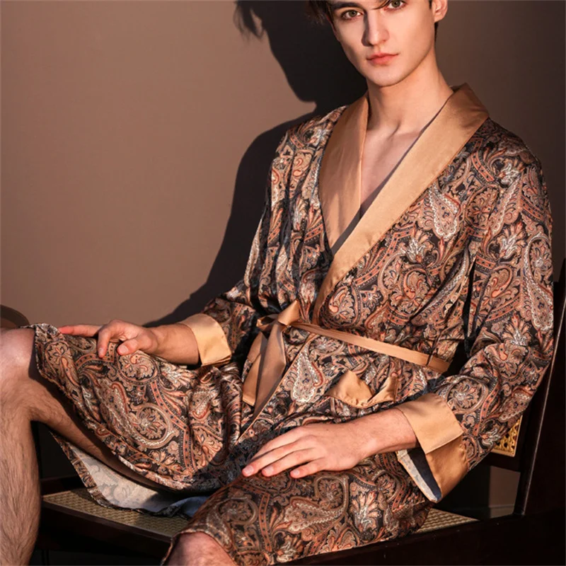 

High Quality Nightrobes Men Robe Spring Summer Thin Bathrobe Sleepwear Loose Ice Silk Printed Pajamas Male Homewear Loungewear