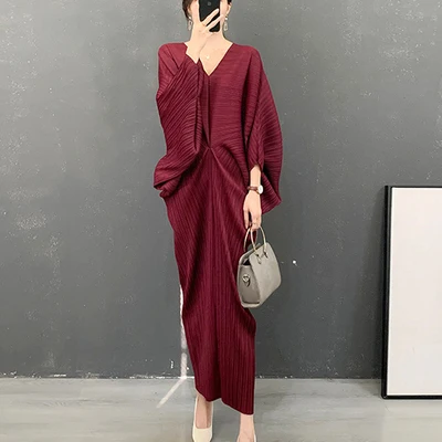 

HOT SELLING Miyake fold v-neck Fashion solid Bat sleeve dress IN STOCK