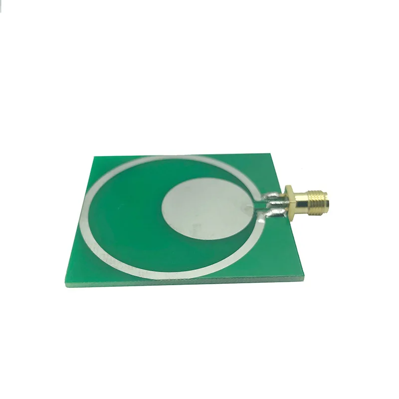 Uwb Ultra-Breedband Antenne In Voorraad Kan Direct Worden Geschoten