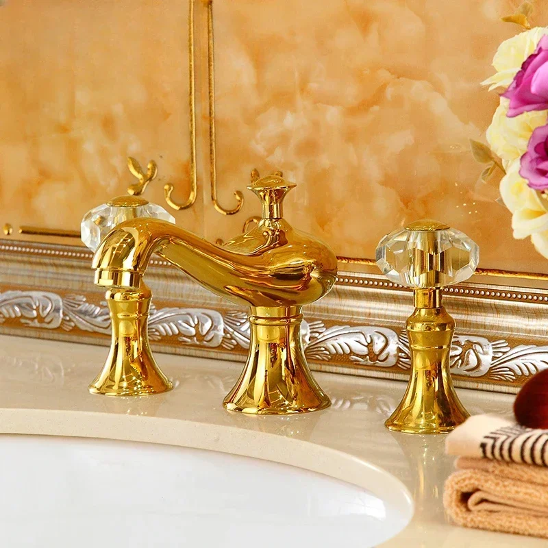 

Golden brass basin, hot and cold faucet, European bathroom washbasin, three-hole antique faucet, undercounter basin