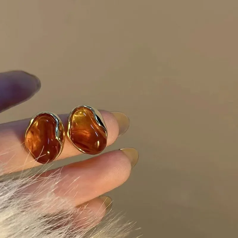 Maillard French Amber Color Irregular Geometric Stones Stud Earrings for Women Simple Unique Girl Jewelry Christmas Gift