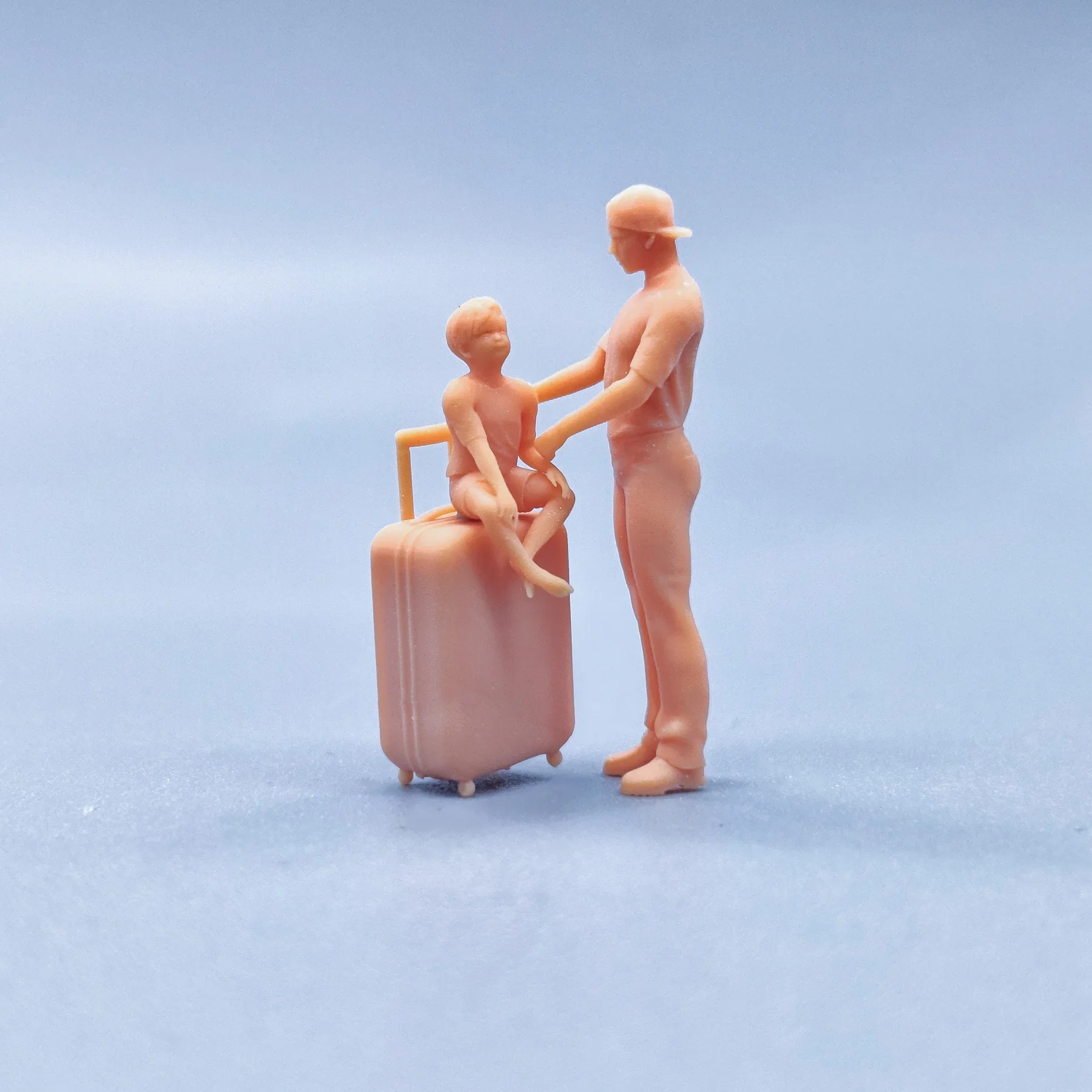 

1/64 1/50 1/43 Figurines Scale Model Resin Travel Father and Son Uncolored Miniatures Diorama Hand-painted T932