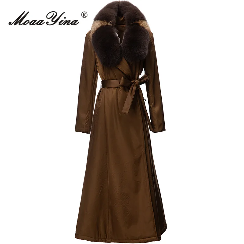 MoaaYina Winter Fashion Designer Brown Vintage Trench Coats Women's Lapel Velvet Frenulum Gathered Waist Slim Long Trench Coats