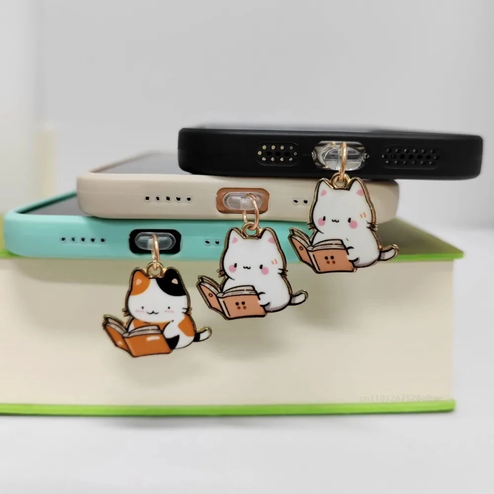 

Cute Dustproof Plug Reading Cat Type-C Charging Port Cover Decorative Pendant Mobile Phone Charm Women's Gift