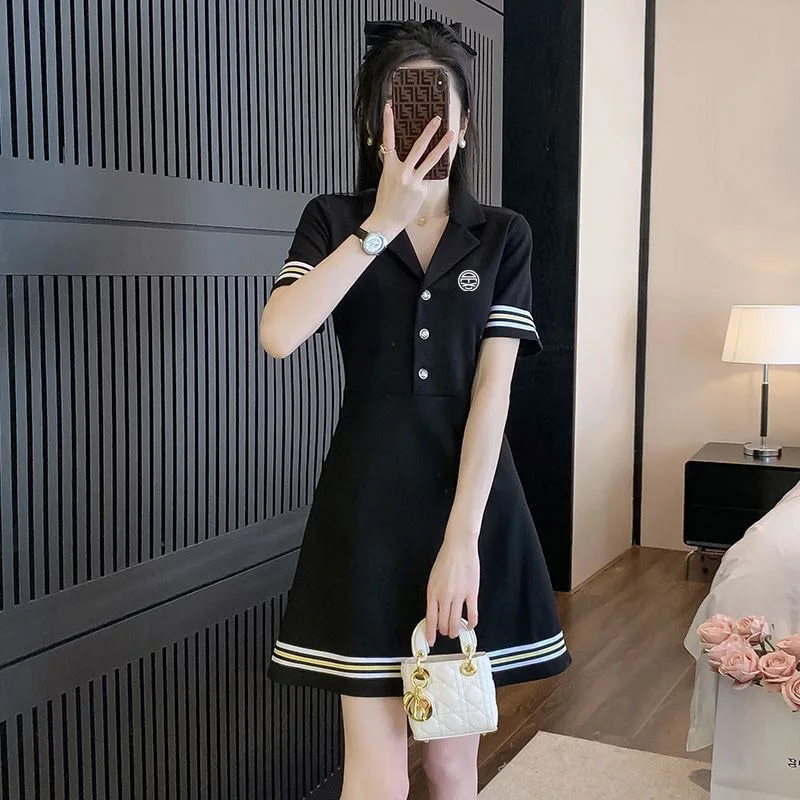 

Summer Korean casual slim dress Street solid color dress sexy pleated skirt bag hip skirt brand embroidery LOGO dress