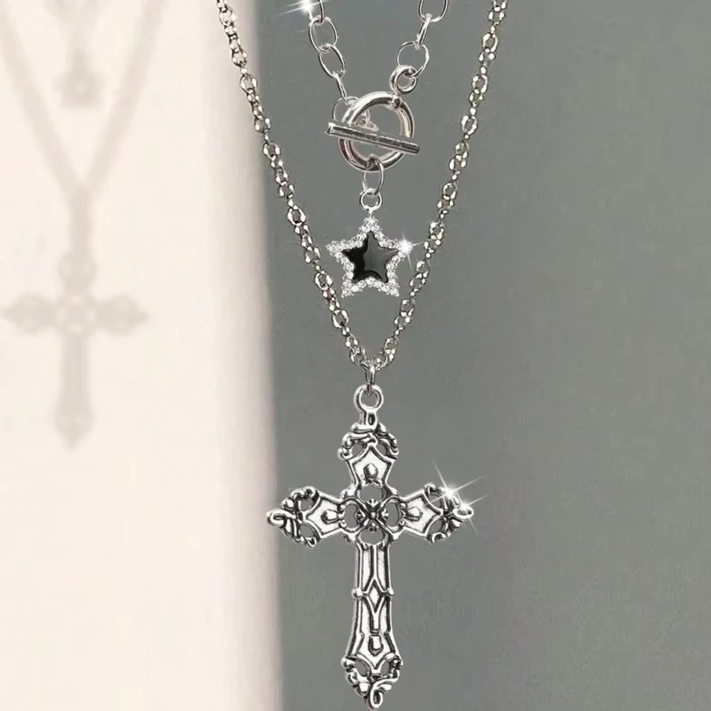 3pcs Vintage Gothic Punk Style Rhinestone Star Meteor Necklace Y2K Rhinestone Cross Necklace Multi-Layer Choker Necklace Set