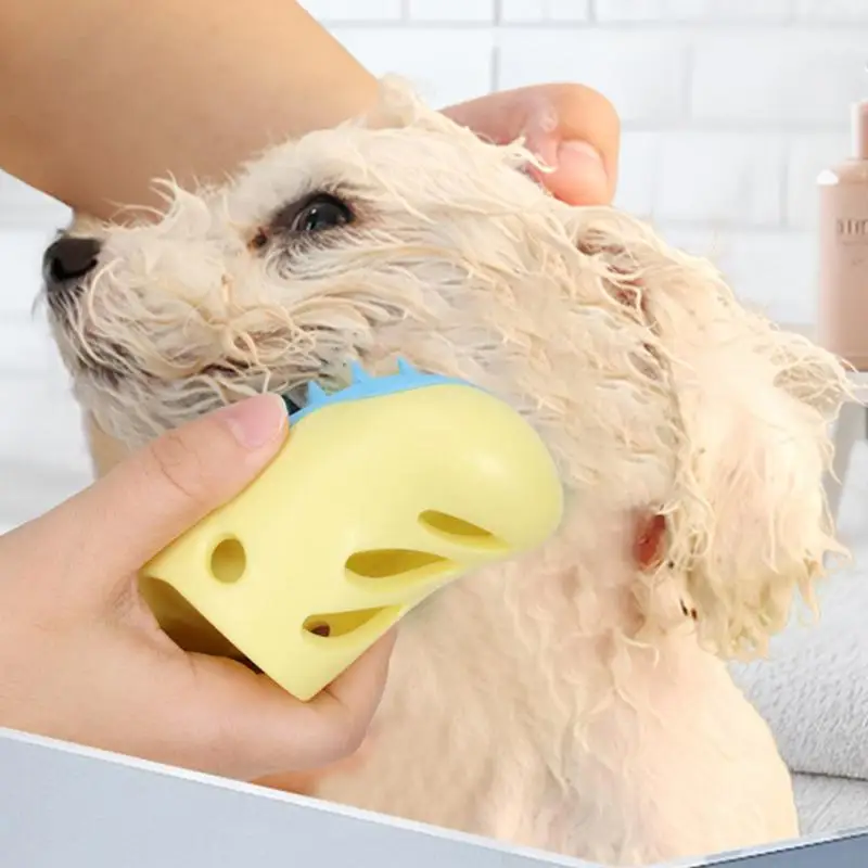 Dog Shower Brush Rubber Dog Bath Scrubber Unique Slipper Shaped Wash Brush Pet Bathing Massage Brus Soft Plum Blossom Bristles