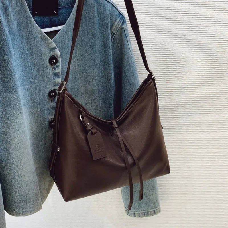 Modern Party Bag Luxury Designer Diaper Bag For Women Elegant Leather Tote Vintage Crossbody Stylish
