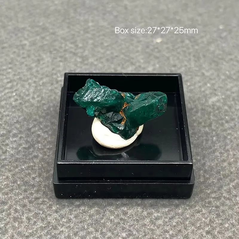 Mineral de cobre esmeralda natural 100% puro, cuentas de cristal, etiquetas de piedras preciosas + tamaño de caja: 27*27*25 mm