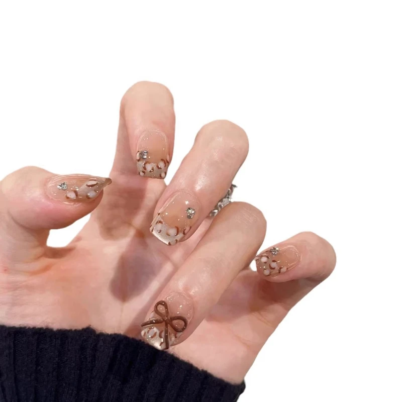 

French leopard print short hand-worn nail whitening finished nail patch removable