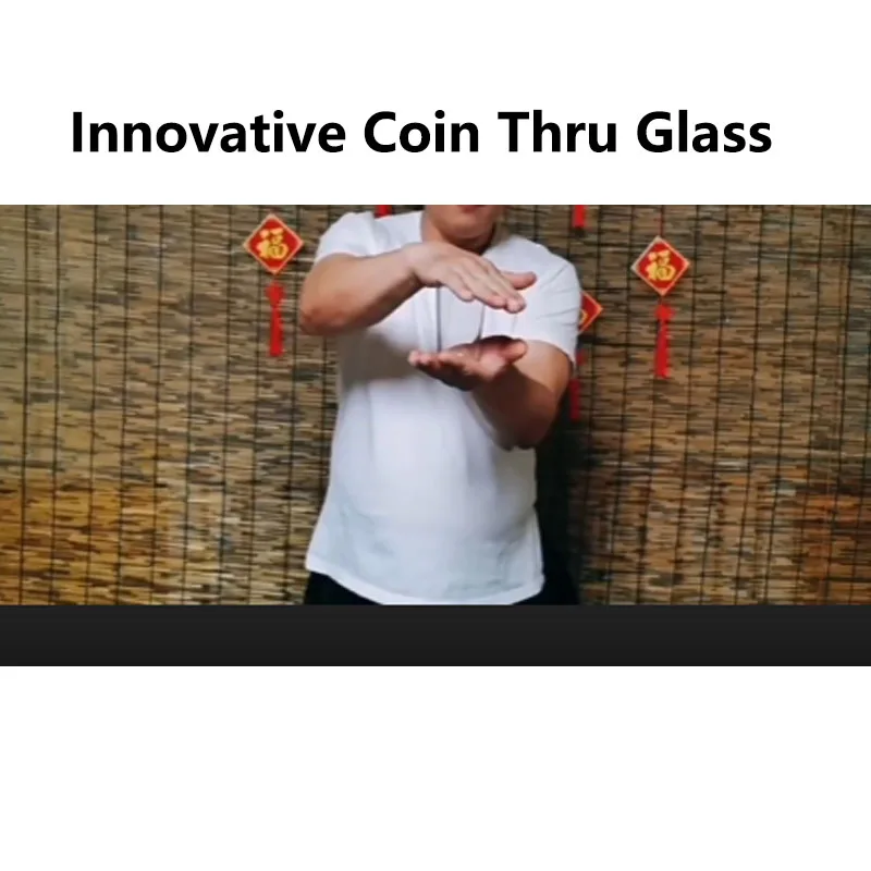 

Инновационная монета через стекло от J.C. Волшебные трюки. Монета с подписью, проникает в чашке. Сцена крупным планом. Магия. Уловки. Ментализм. Реквизит.