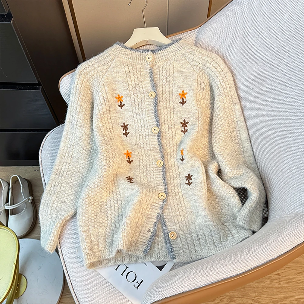 

Sweet Floral Embroided Knit Cardigans Women Vintage O-Neck Contrast Twist Loose Sweater Outerwears Casual All-Match Sweaters