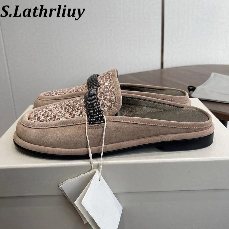 Halbe Hausschuhe mit geschlossenem Zehenbereich, Damen-Pantoletten aus Rindsleder, Wildleder, Retro-Perlen, flacher Boden, Frühling und Sommer, leichte, lässige, faule Schuhe