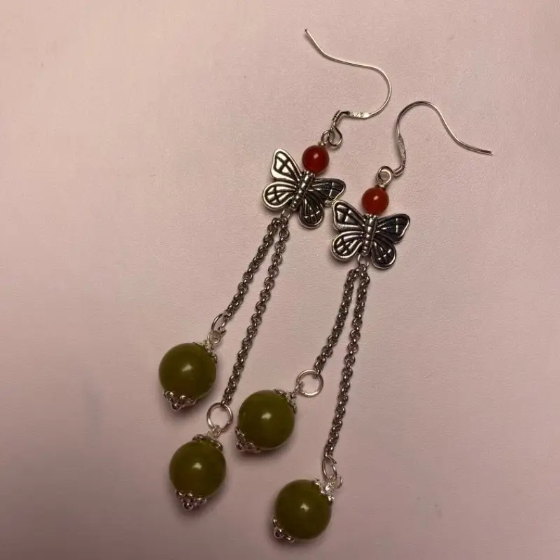 Avocado Green Earrings, Elegant and Fashionable Earrings