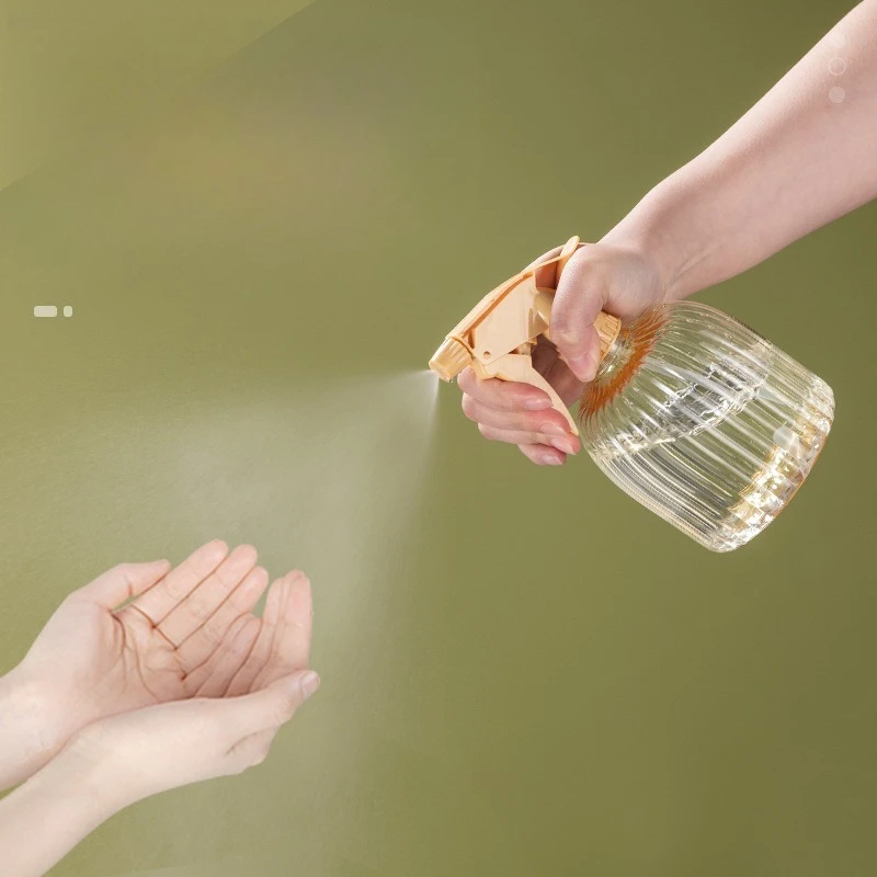 Decorative Colorful Spray Bottle Watertight Anti-slip Plastic Large Capacity Plants Misting Bottle for Indoor Ornament