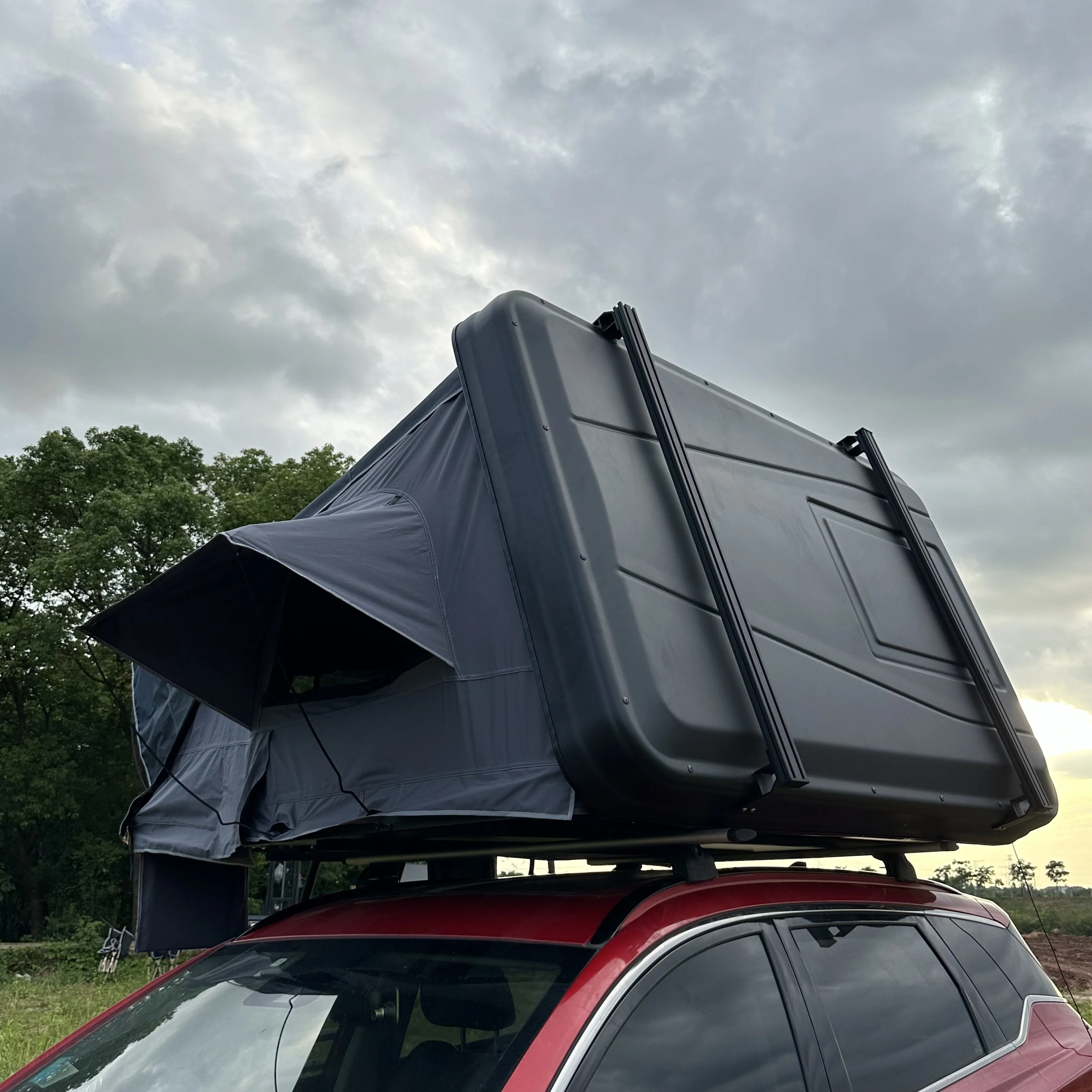 

2024 Outdoor Camping Large Heavy Duty XL Hardshell Aluminum 4 5 Person Rooftop Car Roof Tents