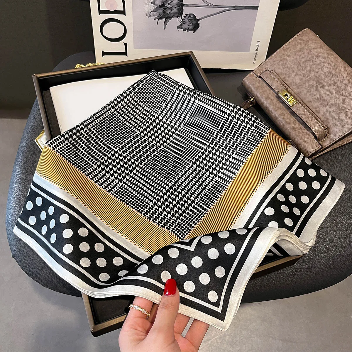 

100% Pure Silk Scarf Women Foulard High Quality Square Female Headkerchief Fashion Print Lady Shawl Wraps Hijab Bandana Scarves