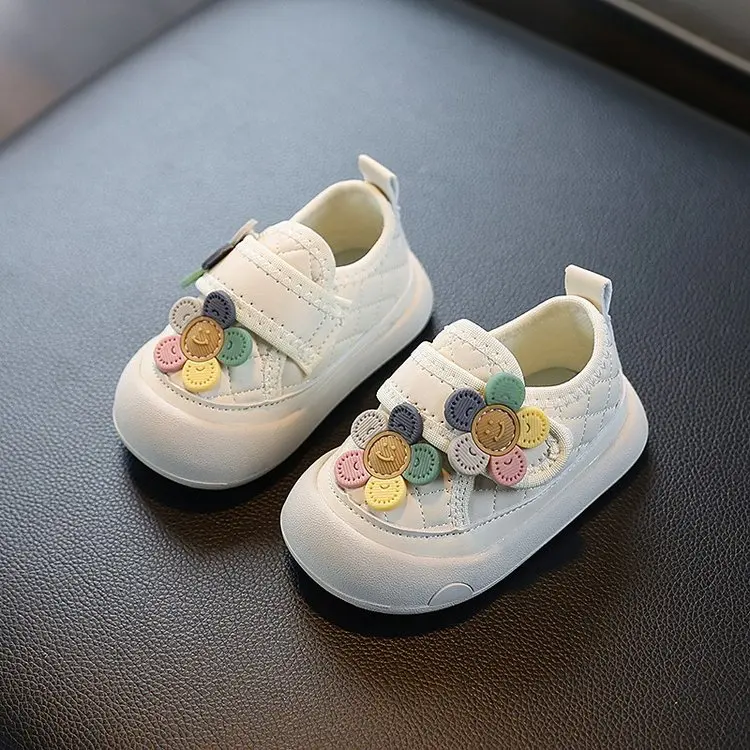 

2025 Children's Walking Shoes Red Cartoon Soft Breathable Boys Girls Baby Shoes Khaki Lightweight Kids Baby Casual Shoes Sandals