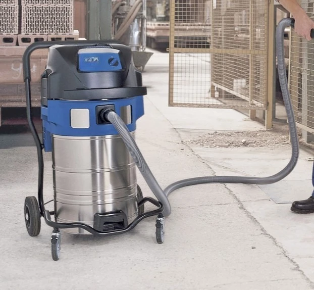 Industrial vacuum cleaner wet and dry high-power vacuum suction