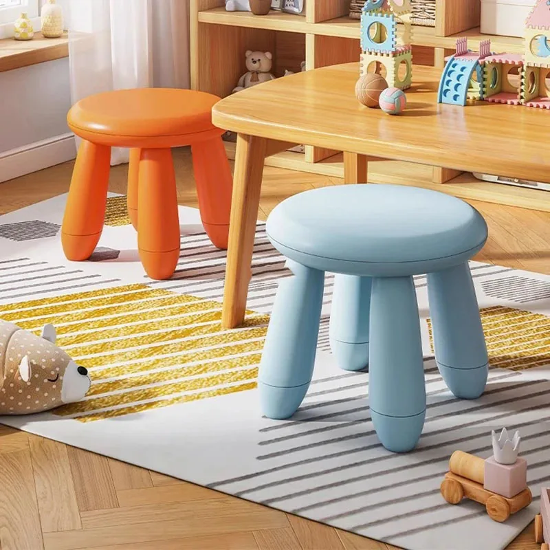 

Kids Luxury Bar Stool Plastic Bedroom Adults Minimalist Foot Stool Portable Creative Rest Meubles De Chambre Lounge Furniture