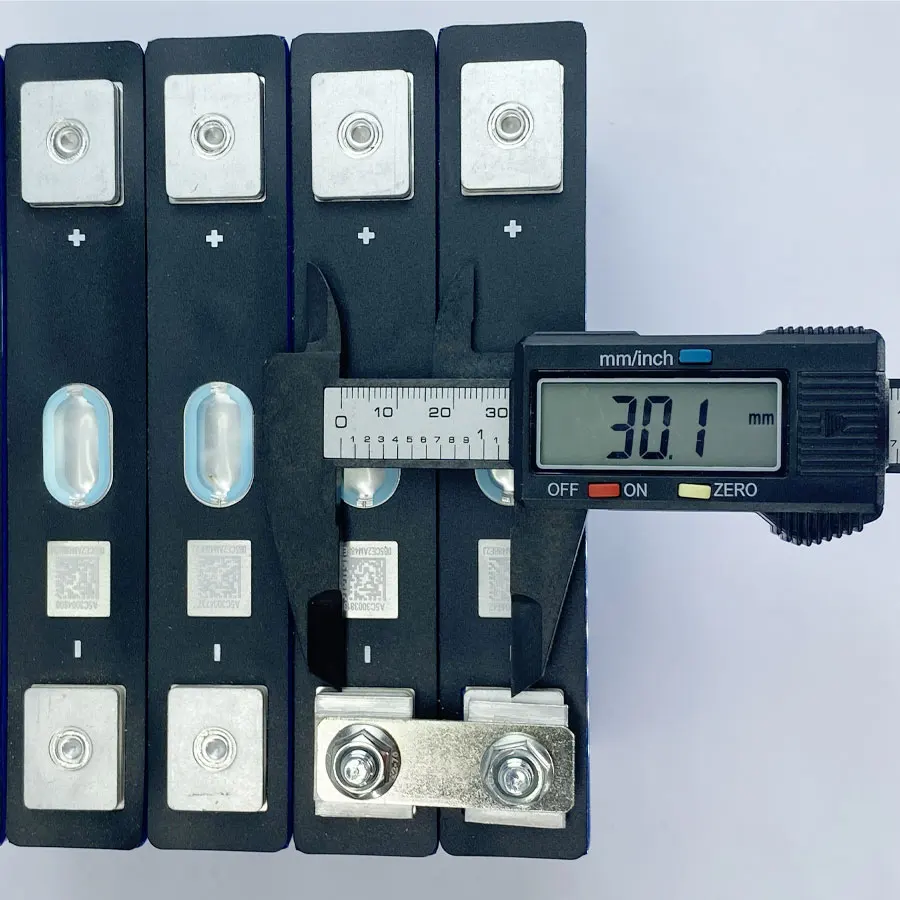 Nowy 3.7V 58Ah NMC komórki jonowe litowo-jonowy 62Ah 60ah pryzmatyczny NCM bateria litowa o dużej pojemności do skutera elektrycznego RV EV