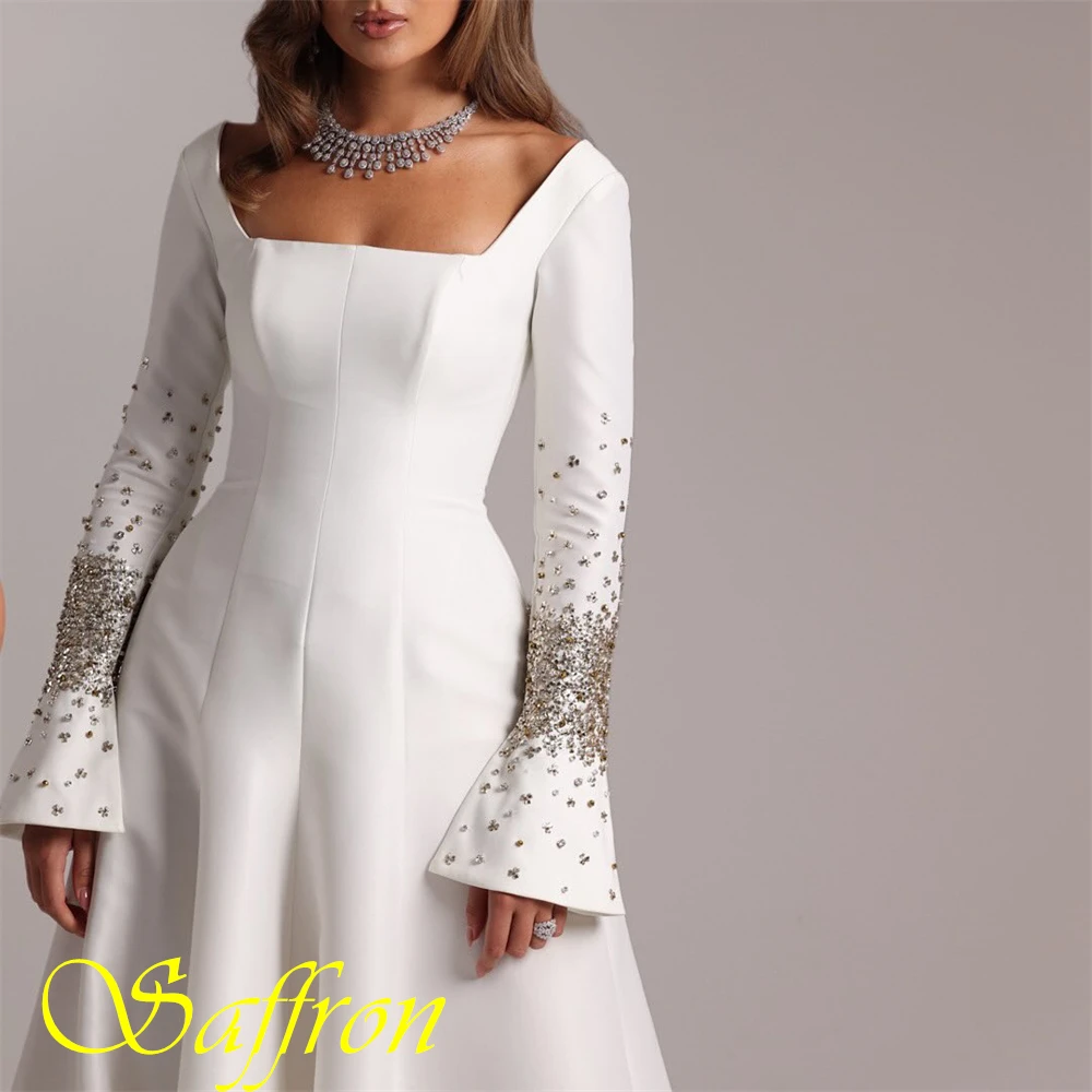 Maßgeschneidertes klassisches Satin-Abendkleid mit quadratischem Kragen, anmutige Ballkleider mit langen Ärmeln, modische Kristall-Kleider für besondere Anlässe