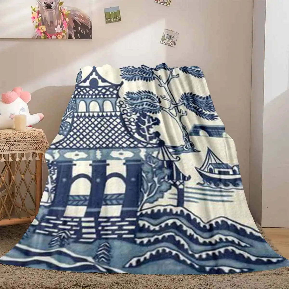 Oriental Blue White Pagoda Scenery Flannel Blanket, Classic Chinese Landscape Art Print Lightweight Cozy Throw for Couch Bed