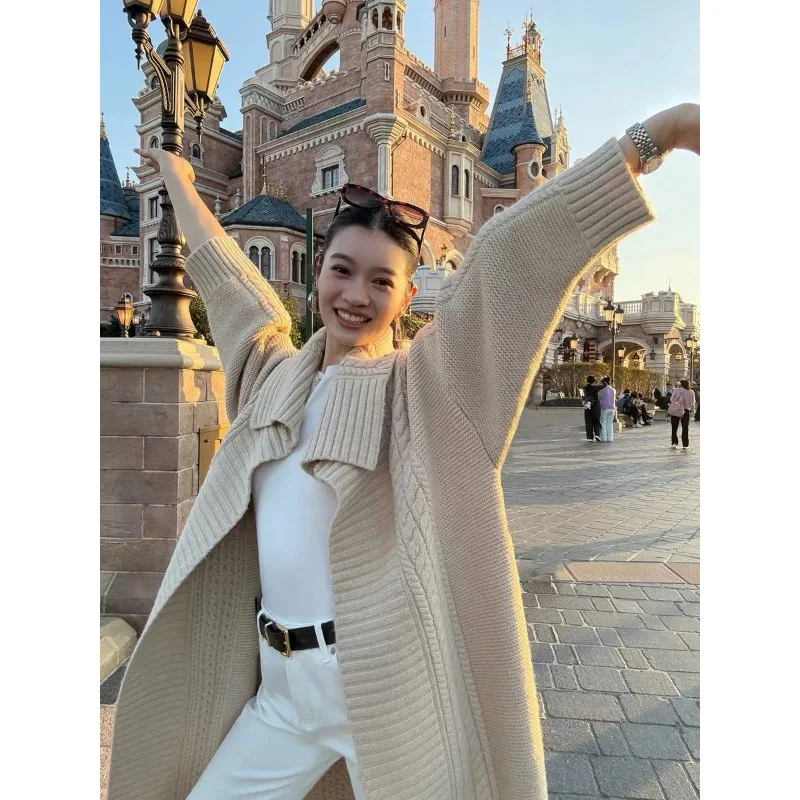 

2025 Pure Wool Long Sve Knitted Cardigan Lazy Style Twist Flower Pattern Loose Fit Coat Autumn Winter New Arrival Women's Fas