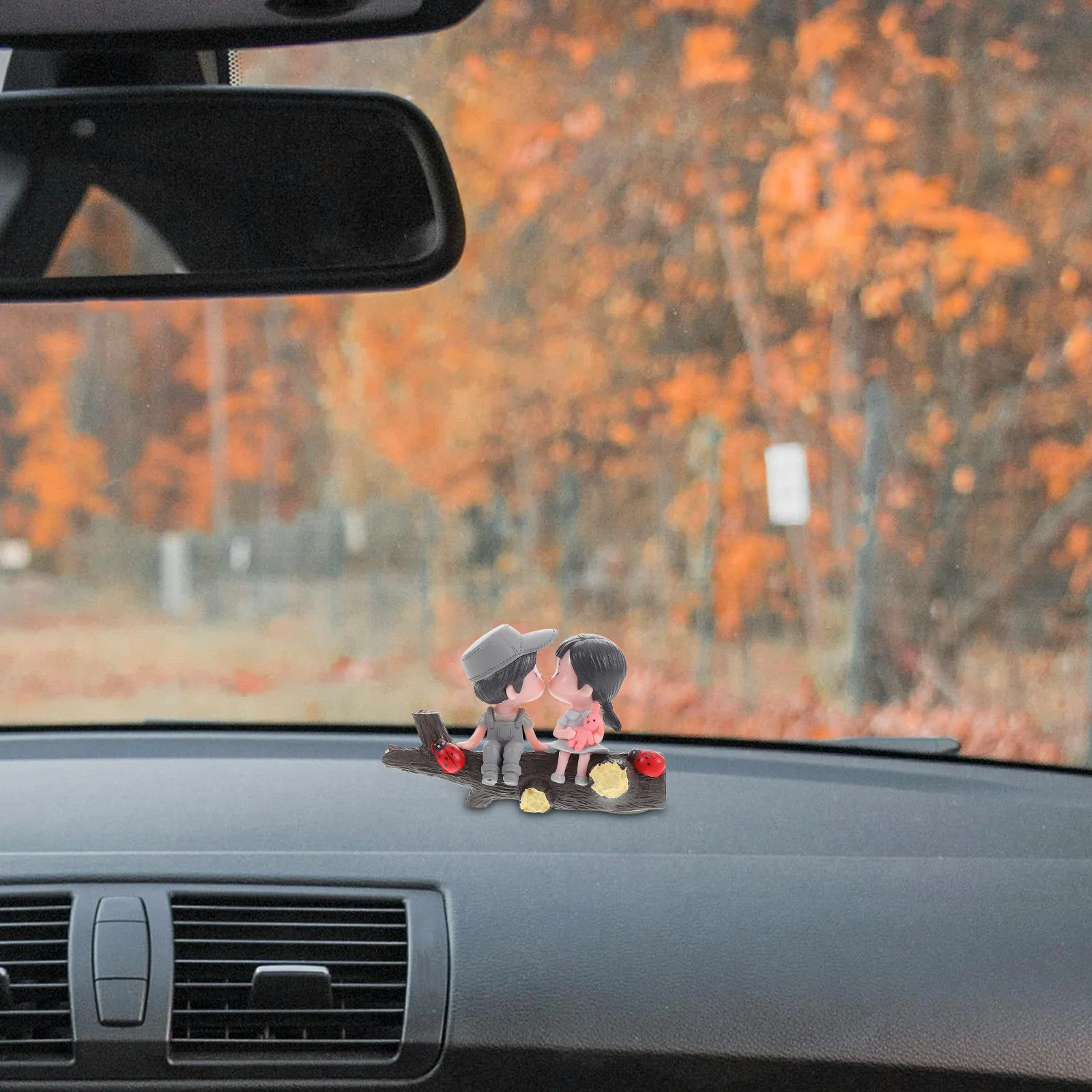 

Creative Car Dashboard Ornament Charming Couple Design Warm Cozy Atmosphere Cute Car Decor Ideal Wedding